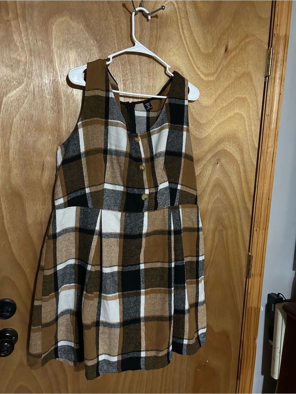Men Sweater Subcategory Identification